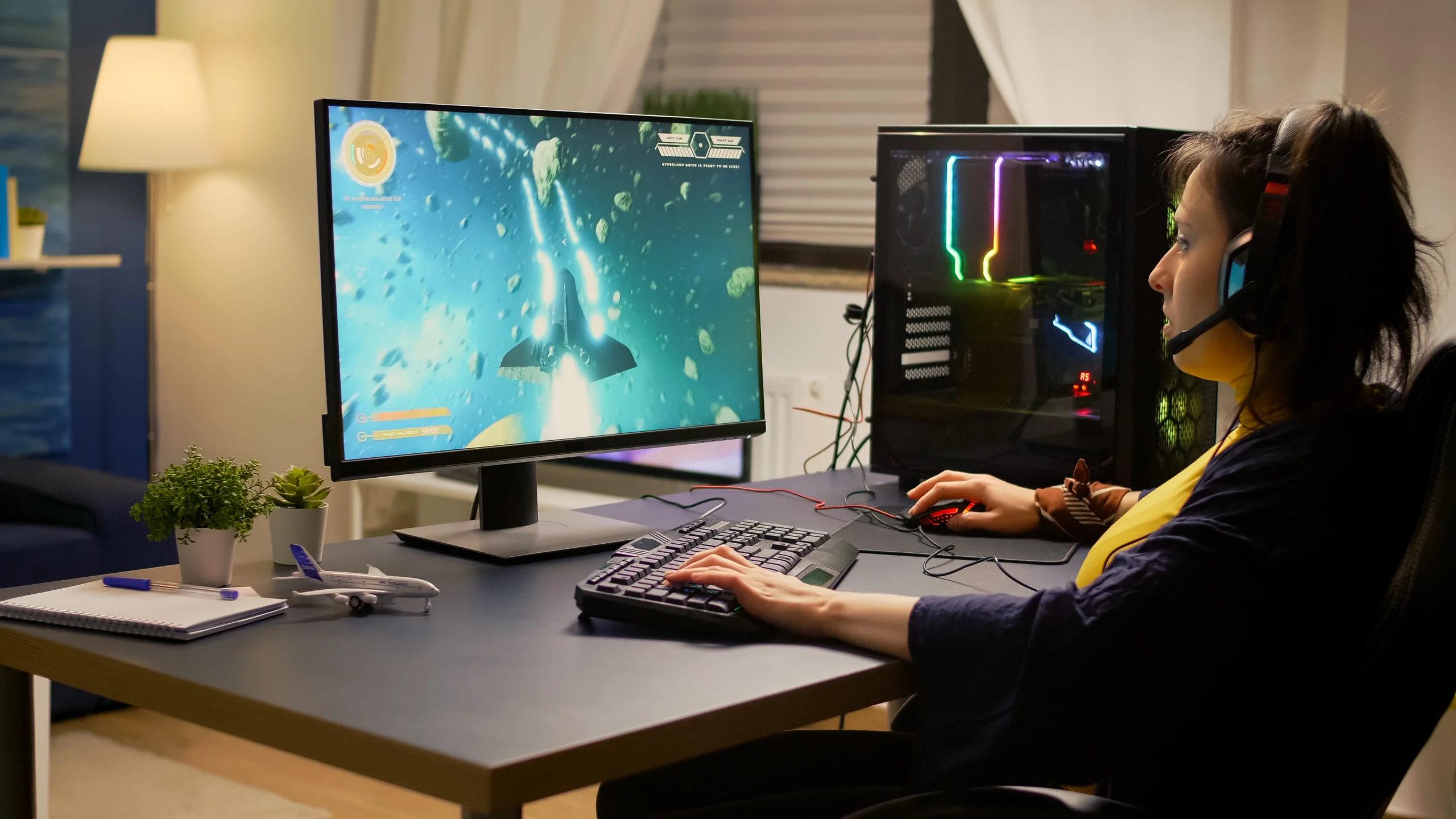 10 Gaming Monitors on Rent for Gamers